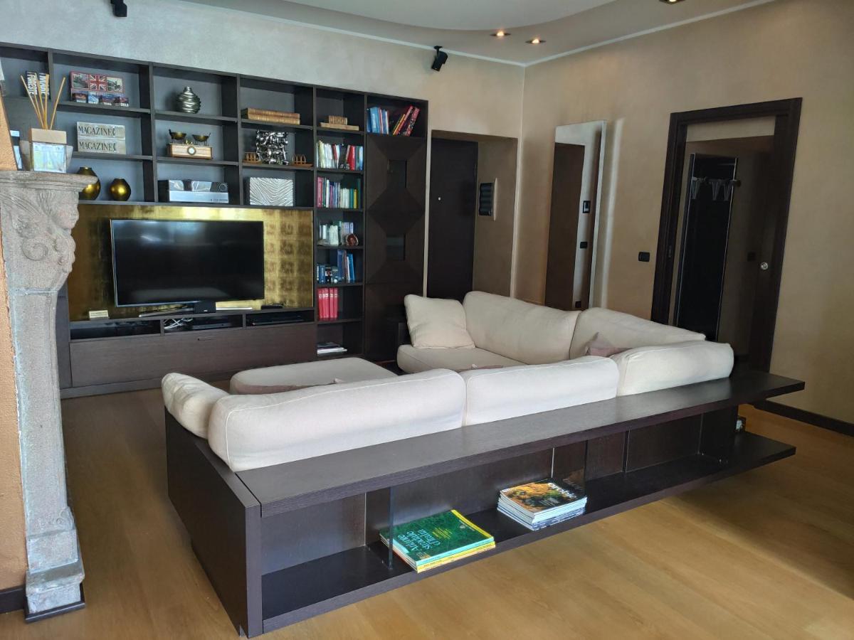 Bellagio Lakeside Apartment ภายนอก รูปภาพ